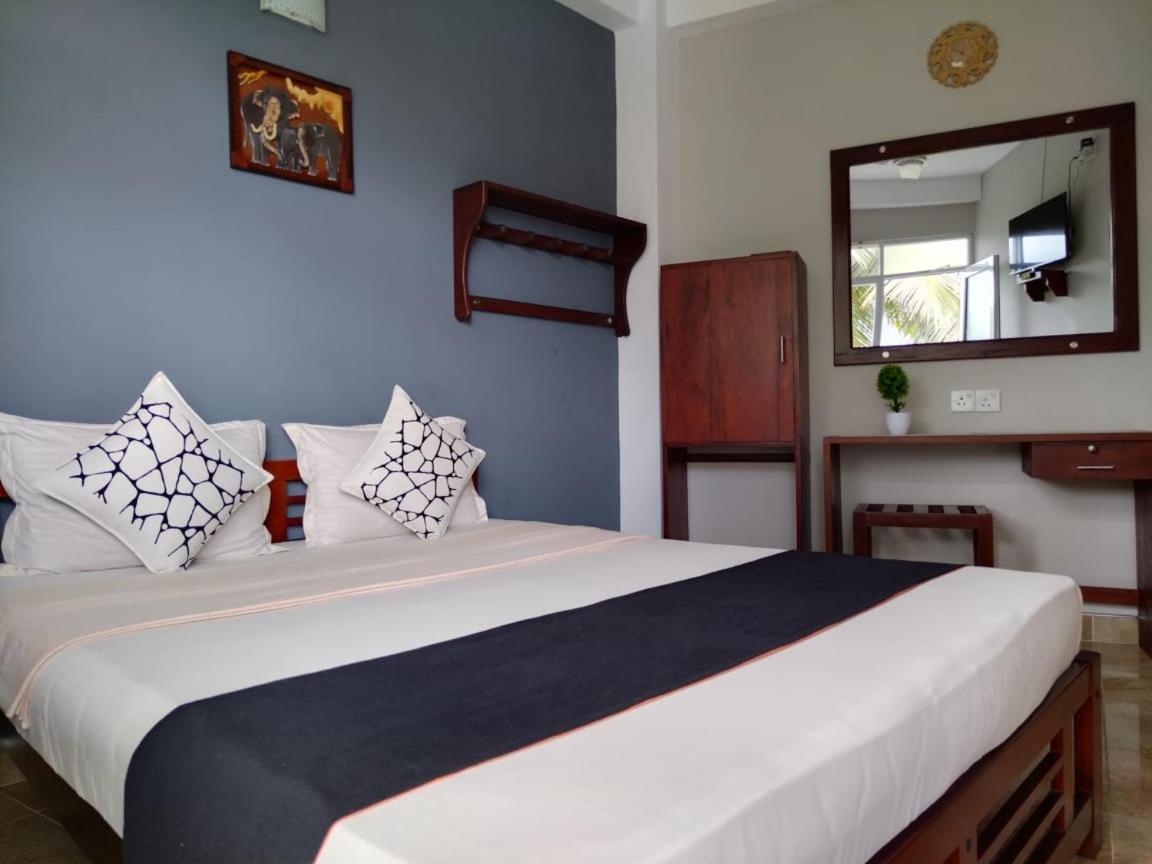 Hotel Mountain View Kandy Exterior foto